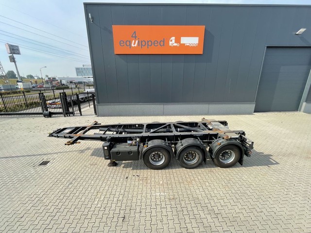 LAG 20FT ADR (EX/II, EX/III, FL, OX, AT), empty weight: 3.540kg, BPW, NL-Chassis, APK/ADR: 16-08-2023, several pieces available